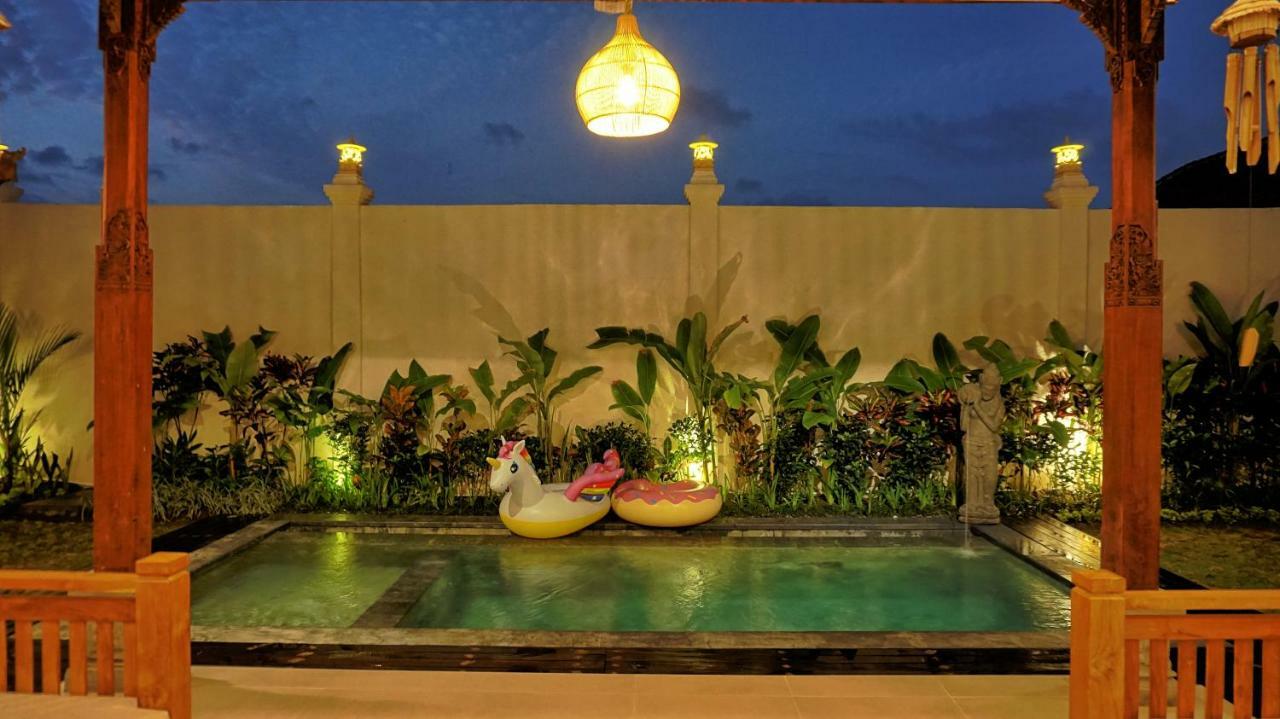 Sarayu Villa Seminyak Extérieur photo